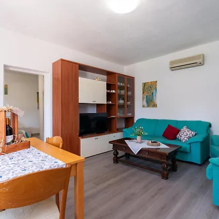 Holiday home In Kastel Zegarski