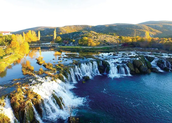 In With Wifi Vikendica Kastel Zegarski